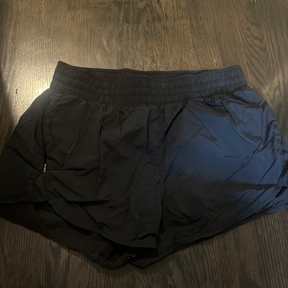 All in motion black shorts